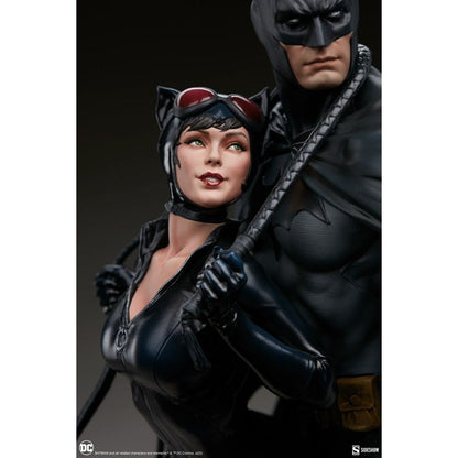 Sideshow Collectibles DC Comics Batman & Catwoman Diorama