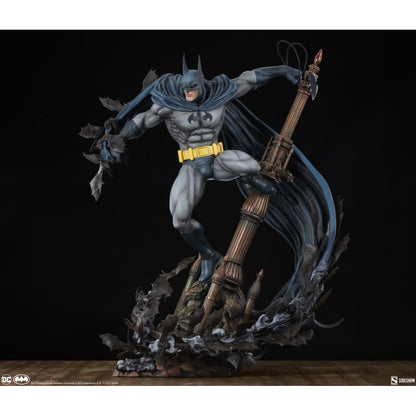 Sideshow Collectibles Batman Batman Premium Format 1:4 Scale Statue