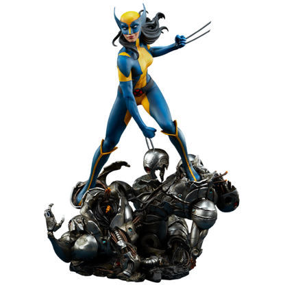 Sideshow Collectibles X Men Wolverine: X 23 Uncaged Premium Format Statue
