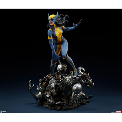 Sideshow Collectibles X Men Wolverine: X 23 Uncaged Premium Format Statue