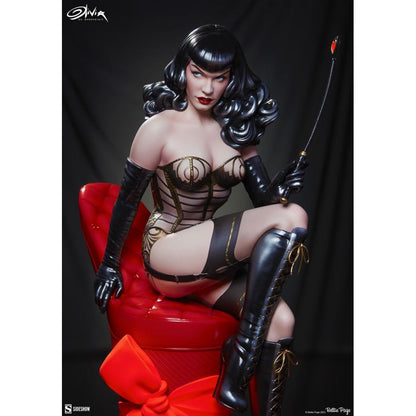 Sideshow Collectibles Bettie Page Love Hurts Statue
