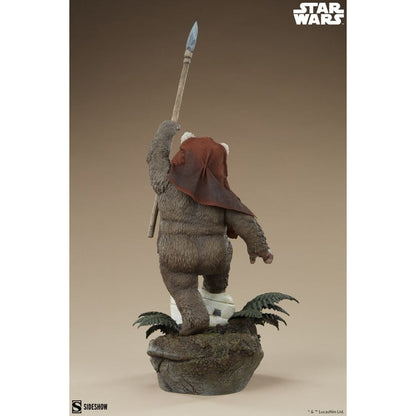 Sideshow Collectibles Star Wars Wicket Premium Format Statue