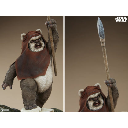 Sideshow Collectibles Star Wars Wicket Premium Format Statue