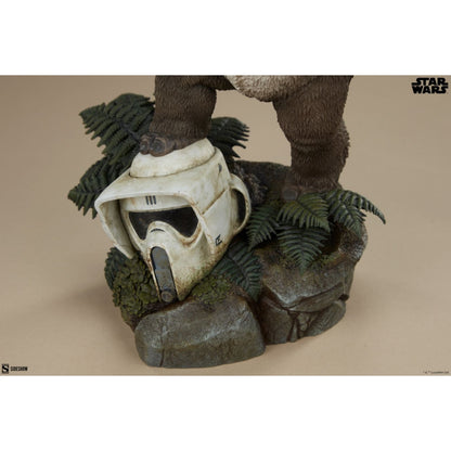 Sideshow Collectibles Star Wars Wicket Premium Format Statue