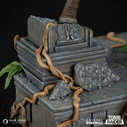Dark Horse Comics Tomb Raider Lara Croft PVC Statue