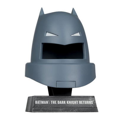 McFarlane Toys DC Comics Armoured Batman (Dark Knight Returns) 1:3 Scale Cowl Replica