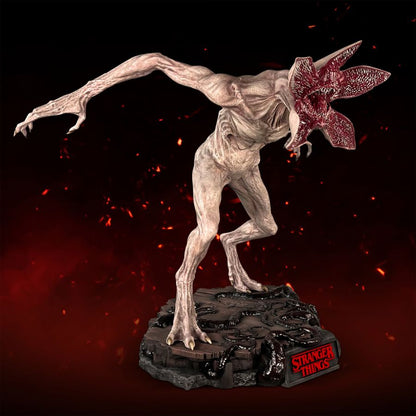 Hollywood Collectibles Group Stranger Things Demogorgon 1:4 Scale Statue
