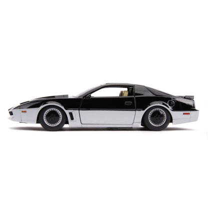 Jada Toys Knight Rider K.A.R.R. 1982 Pontiac Firebird 1:24 Scale Hollywood Ride