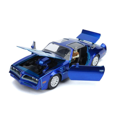 Jada Toys It (2017) 1977 Pontiac Firebird 1:24 with Pennywise Figure Hollywood Ride