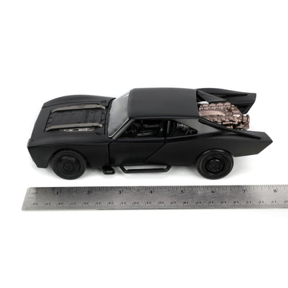 Jada Toys The Batman Batmobile with Batman 1:24 Scale Hollywood Ride