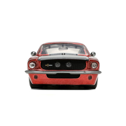 Jada Toys Guardians of the Galaxy (Comics) Star Lord & 1967 Ford Mustang 1:24 Scale