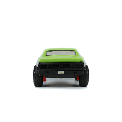 Jada Toys Teenage Mutant Ninja Turtles (TV 1987) 1967 Chevrolet Camaro with Raphael 1:24 Scale