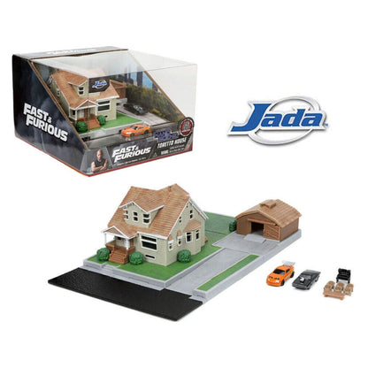 Jada Toys Fast & Furious Dom's House NanoScene with 2 Vehicles