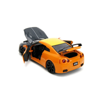 Jada Toys Naruto Nissan GT R R35 (2009) 1:24 Scale with Naruto Figure Hollywood Rides Diecast Vehicle