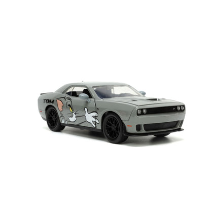 Jada Toys Tom & Jerry 2015 Dodge Challenger Hellcat with Jerry Figure 1:24 Scale