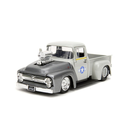 Jada Toys Street Fighter Ford F 100 (1956) 1:24 with Guile Figure Hollywood Rides Diecast Vehicle