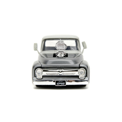 Jada Toys Street Fighter Ford F 100 (1956) 1:24 with Guile Figure Hollywood Rides Diecast Vehicle