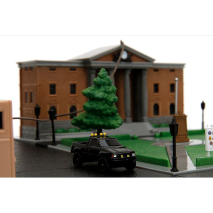Jada Toys Back to the Future 1.65" Nano Scene Hill Valley Courthouse Diecast Set