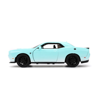 Jada Toys Pink Slips 1:24 Scale 2015 Dodge Challenger SRT Hellcat Diecast Vehicle