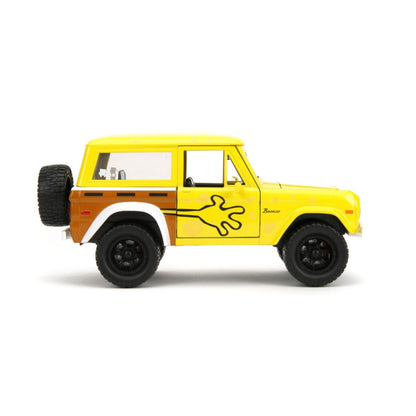 Jada Toys Spongebob Squarepants 1972 Ford Bronco (with Spongebob) 1:24 Scale Diecast Vehicle