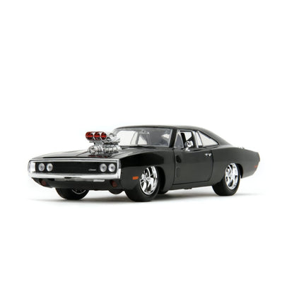 Jada Toys Fast & Furious 1970 Dodge Charger w/Dom Toretto 1:24 Diecast Set