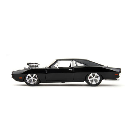 Jada Toys Fast & Furious 1970 Dodge Charger w/Dom Toretto 1:24 Diecast Set
