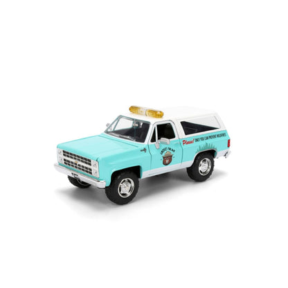 Jada Toys Smokey Bear 1980 Chevrolet Blazer 1:24 Scale Diecast Vehicle (with Figure)