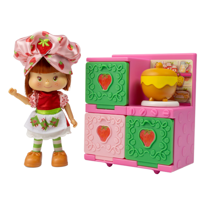 The Loyal Subjects Strawberry Shortcake Berry Bake Shoppe Playset