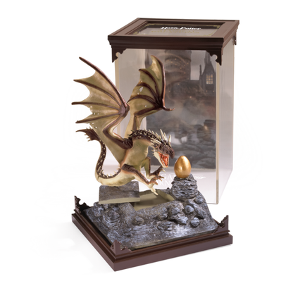 Noble Collection Harry Potter HungarianHorntail Magical Creatures Diorama
