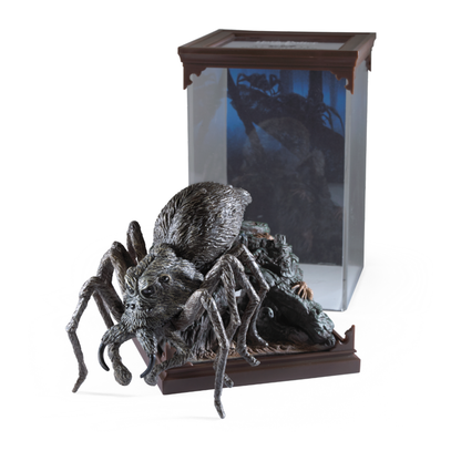 Noble Collection Harry Potter Aragog Magical Creatures Diorama
