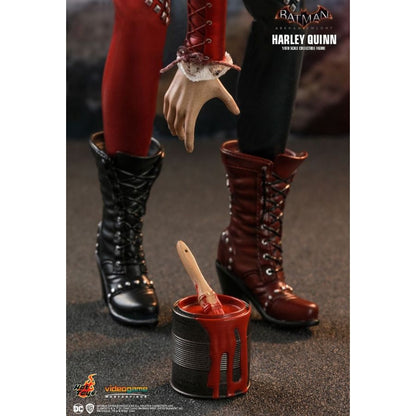 Hot Toys Batman: Arkham Knight Harley Quinn 12" Scale Collectable Action Figure