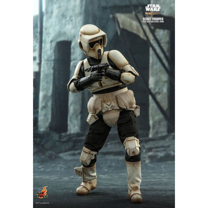 Hot Toys Star Wars: The Mandalorian Scout Trooper 1:6 Scale Collectable Action Figure