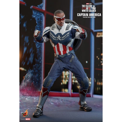 Hot Toys The Falcon and the Winter Soldier Captain America 1:6 Scale Collectable Action Figure