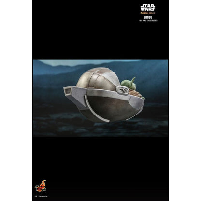 Hot Toys Star Wars: The Mandalorian Grogu 1:6 Scale Collectable Action Figure Set