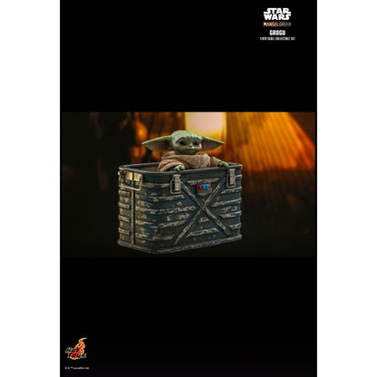 Hot Toys Star Wars: The Mandalorian Grogu 1:6 Scale Collectable Action Figure Set