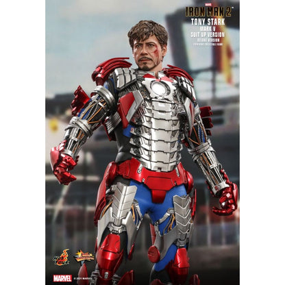 Hot Toys Iron Man 2 Tony Stark Mark V Suit Up Deluxe 1:6 Scale Collectable Action Figure