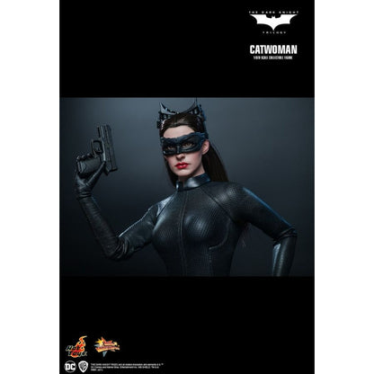 Hot Toys Batman The Dark Knight Trilogy Catwoman 1:6 Scale Collectable Action Figure