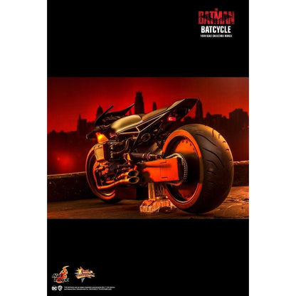 Hot Toys The Batman Batcycle 1:6 Scale Collectable Vehicle