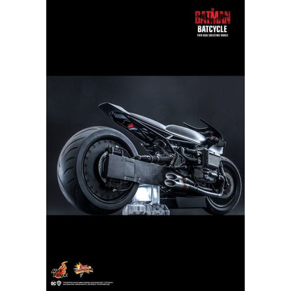Hot Toys The Batman Batcycle 1:6 Scale Collectable Vehicle