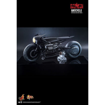 Hot Toys The Batman Batcycle 1:6 Scale Collectable Vehicle