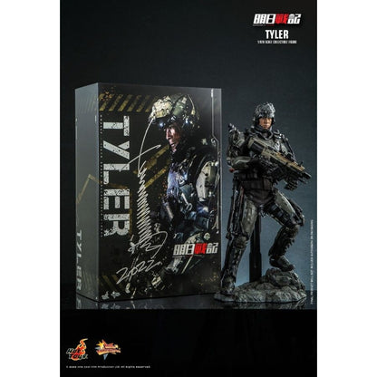 Hot Toys Warriors of Future Tyler 1:6 Scale Collectable Action Figure