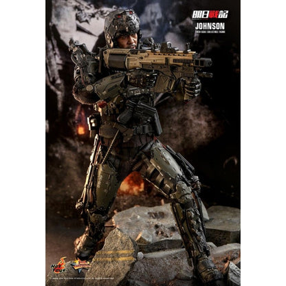 Hot Toys Warriors of Future Johnson 1:6 Scale Collectable Action Figure