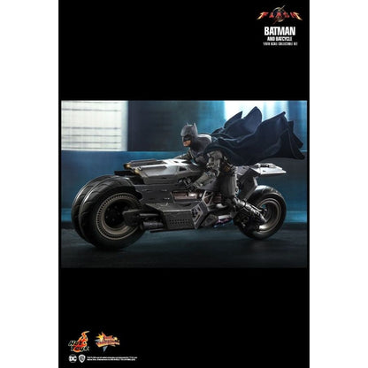 Hot Toys The Flash (2023) Batman & Batcycle 1:6 Scale Collectable Set