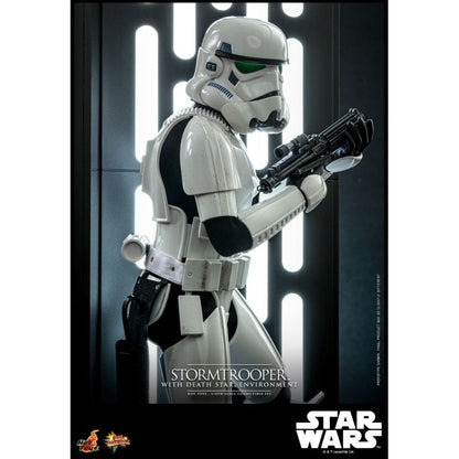 Hot Toys Star Wars Stormtrooper (with Death Star Environment) 1:6 Scale Collectable Action Figure