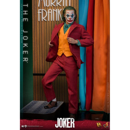 Hot Toys The Joker Joker 1:6 Scale Collectable Action Figure