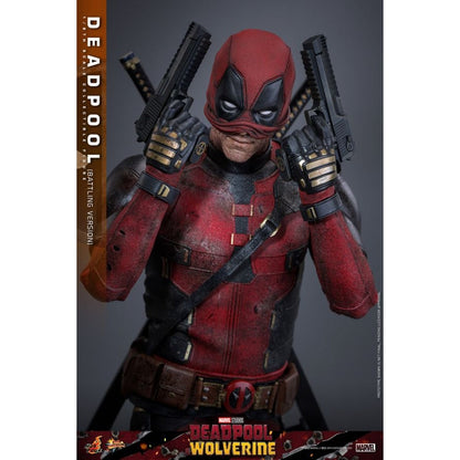 Hot Toys Deadpool & Wolverine Deadpool (Battling Version) 1:6 Scale Collectible Action Figure