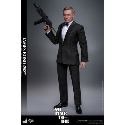 Hot Toys James Bond: No Time To Die James Bond (Daniel Craig) 1:6 Scale Collectable Action Figure