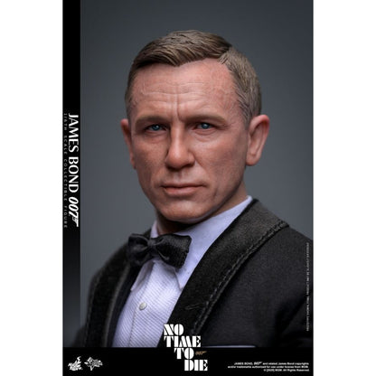 Hot Toys James Bond: No Time To Die James Bond (Daniel Craig) 1:6 Scale Collectable Action Figure