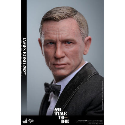 Hot Toys James Bond: No Time To Die James Bond (Daniel Craig) 1:6 Scale Collectable Action Figure
