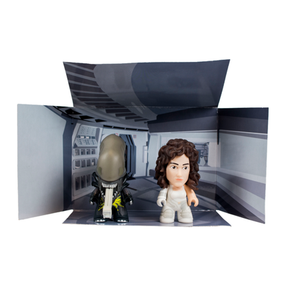 Titan Merchandise Alien Ripley & Xenomorph Acid Spatter 3" Titans Vinyl Figure 2 Pack